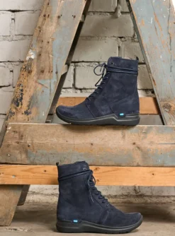 Bluff - blauw suede