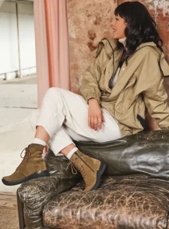 Bluff - donker taupe suede