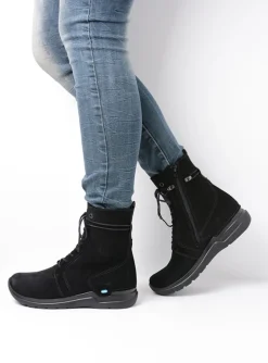 Bluff - zwart suede
