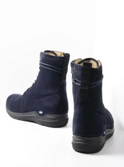 Bluff DB - blauw suede