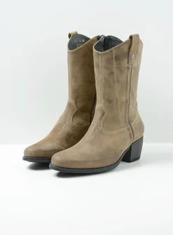 Caprock - taupe suede