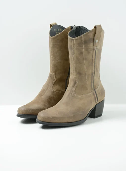 Caprock - taupe suede