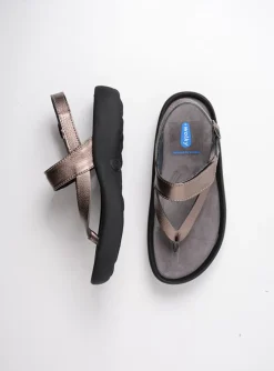 Cebu - brons leer