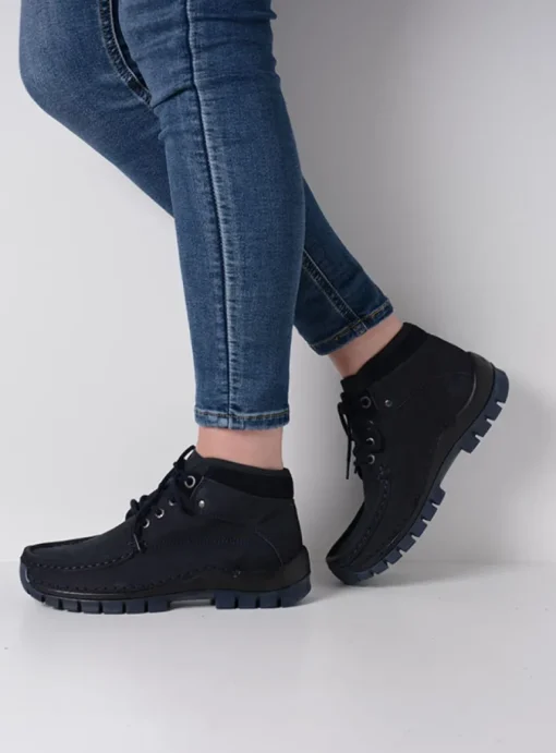 Cross - blauw nubuck