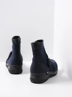 Okay - blauw nubuck