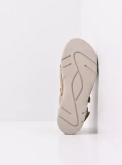Rapid - nubuck safari