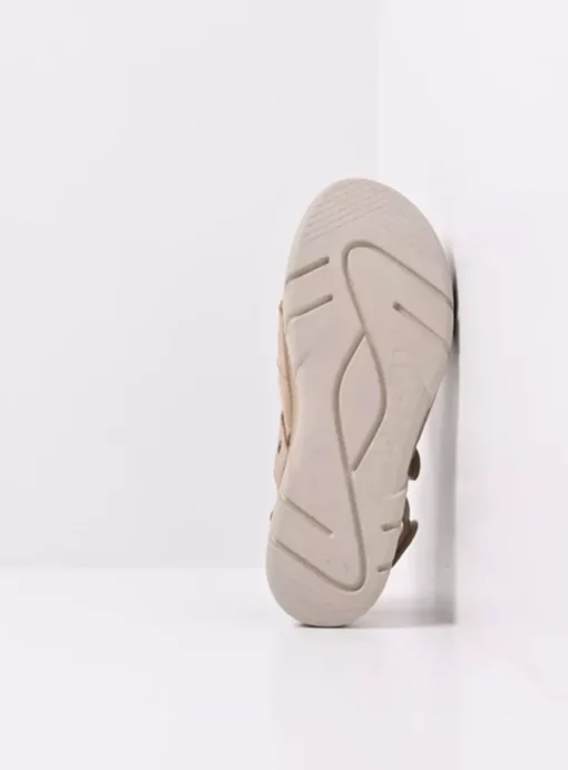 Rapid - nubuck safari