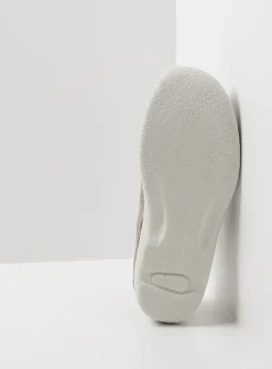 Roll Slipper - taupe flower