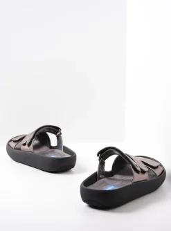 Sense - brons leer