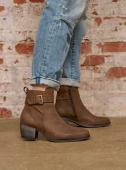 Zavalla HV - bruin nubuck